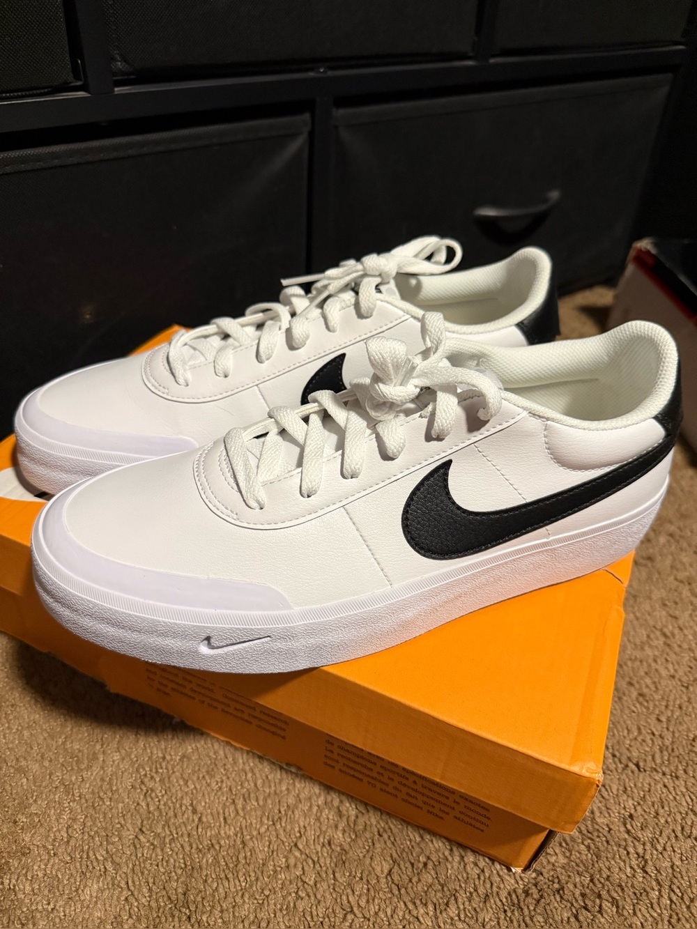 Nike White and Black Low-Top Sneakers
